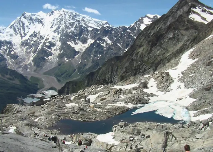 Haus Mondelli By Interhome * サース・アルマゲル